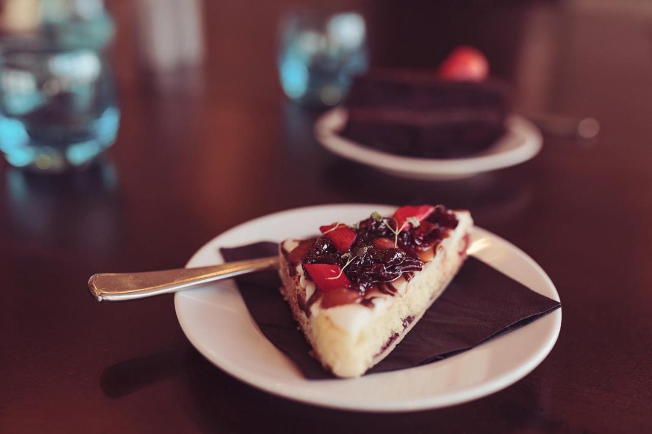 Longlands Inn & Cottages Carnforth Extérieur photo A slice of strawberry shortcake